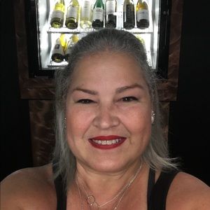 Meet your Posher, Norma